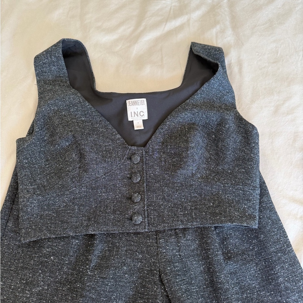 INC International Concepts Black and White Textured Top